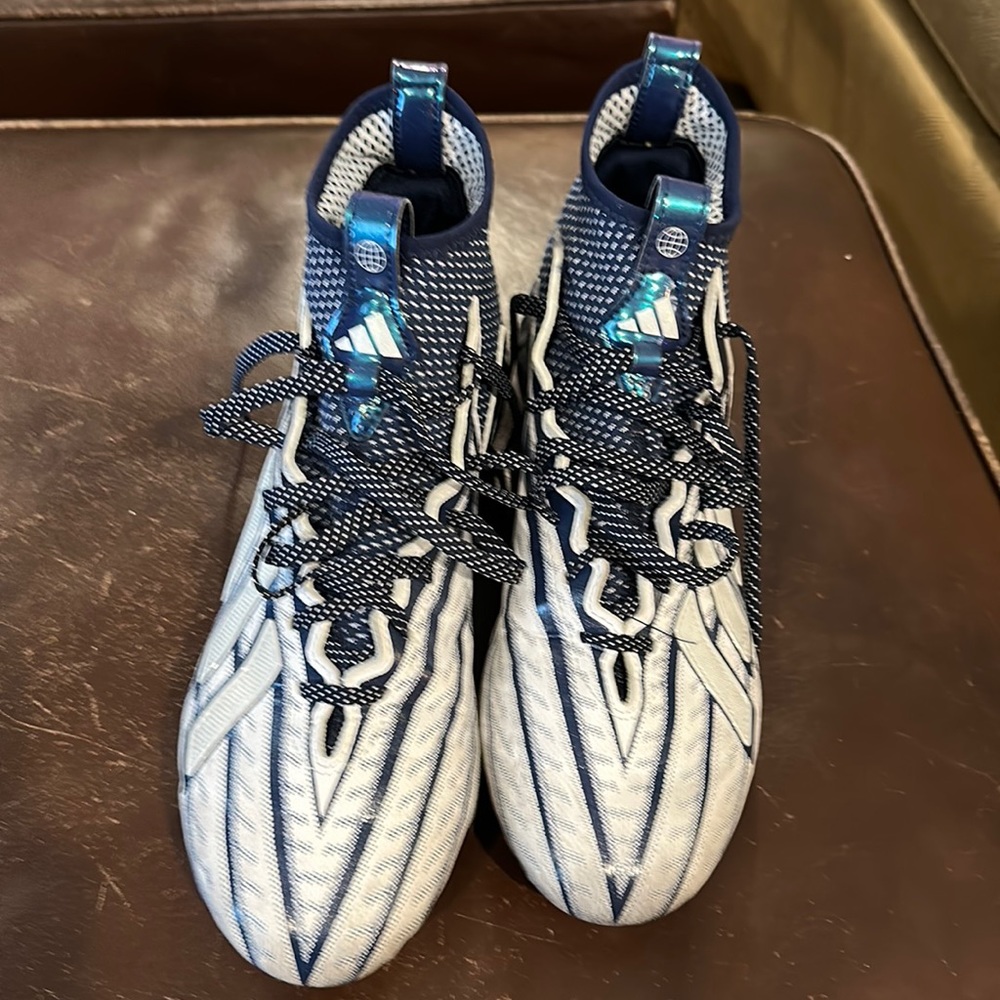 Men’s football cleats size 10 adidas